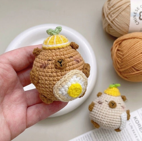 Crochet Capybara Foodie Doll – Handmade Amigurumi Charm