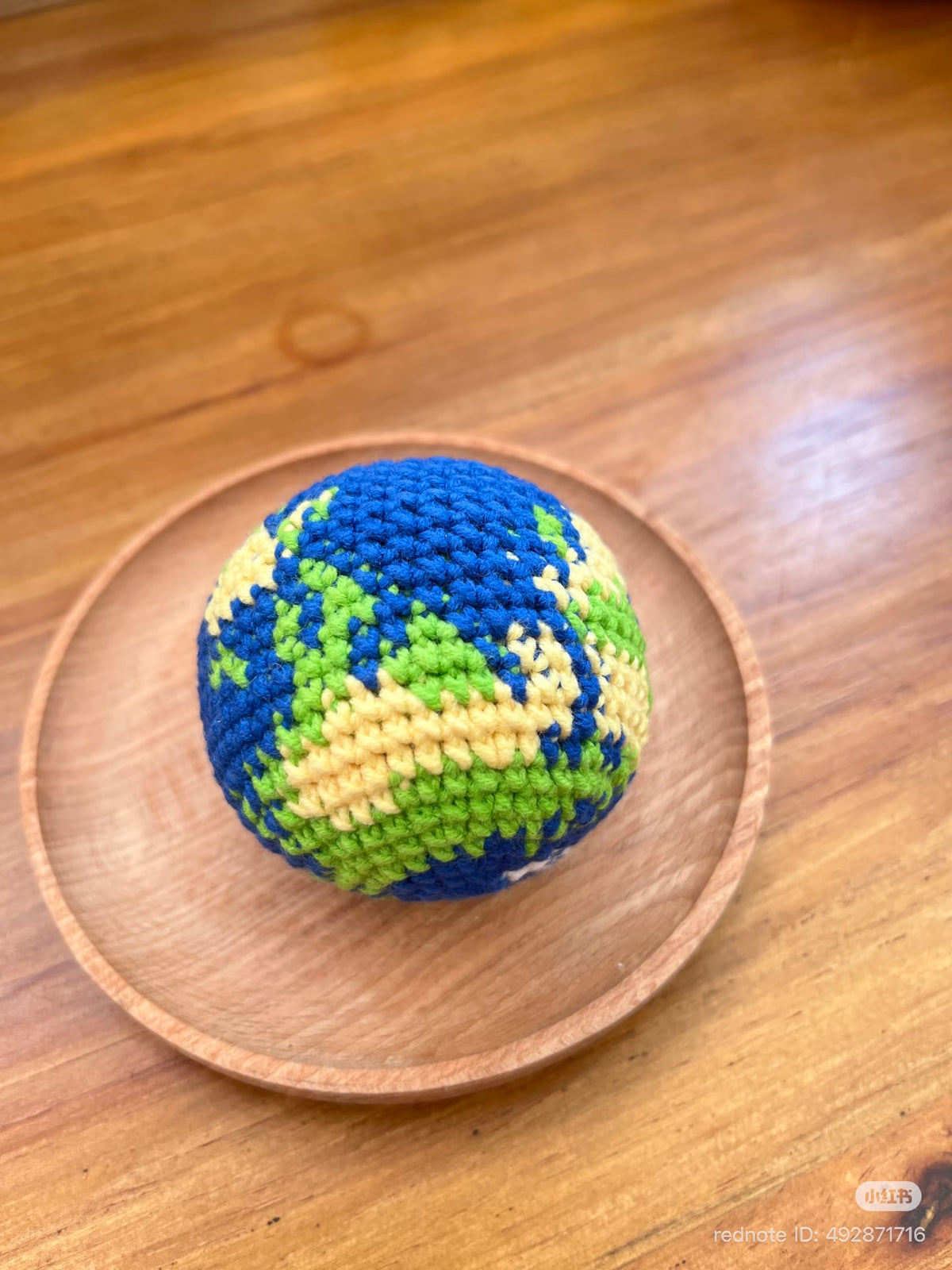 Little Earth – Handmade Crochet Globe