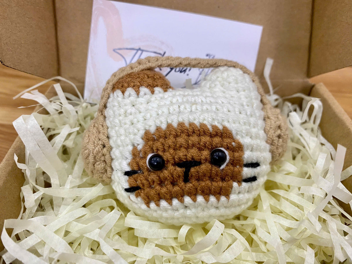 Crochet Cat Earbuds Case – Handmade Headphone Pouch