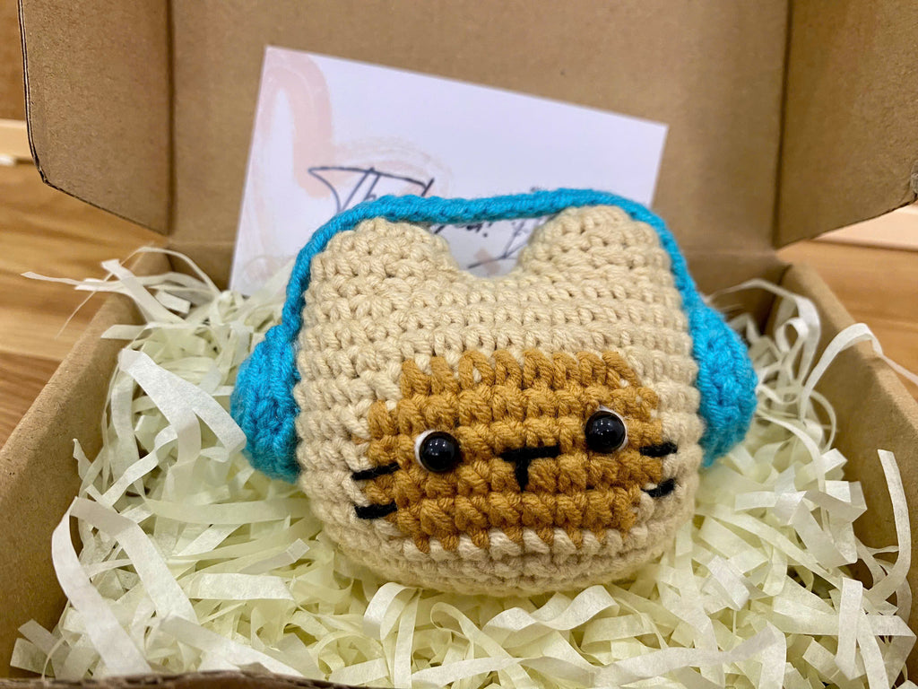 Crochet Cat Earbuds Case – Handmade Headphone Pouch